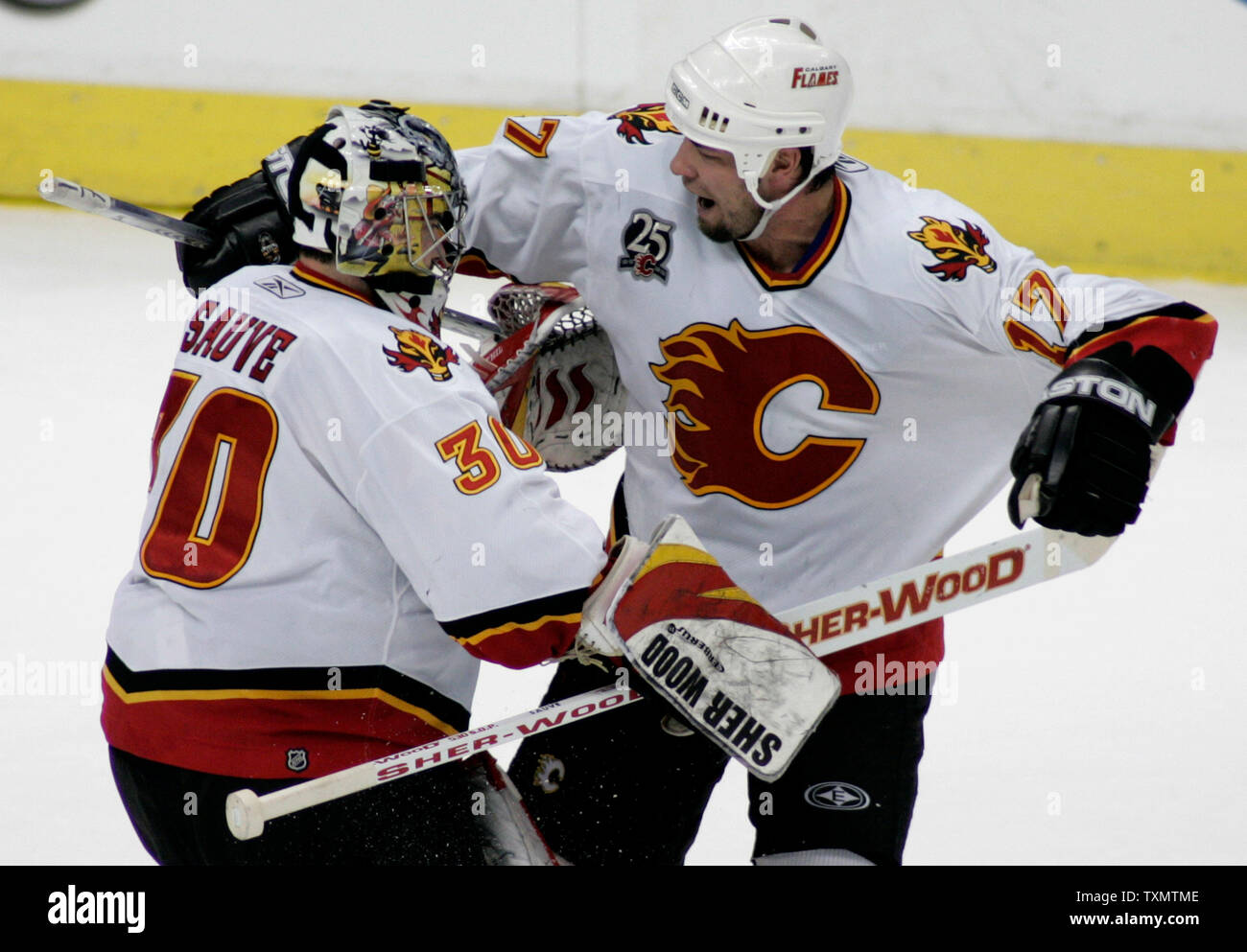 Calgary flames logo hi-res stock photography and images - Alamy