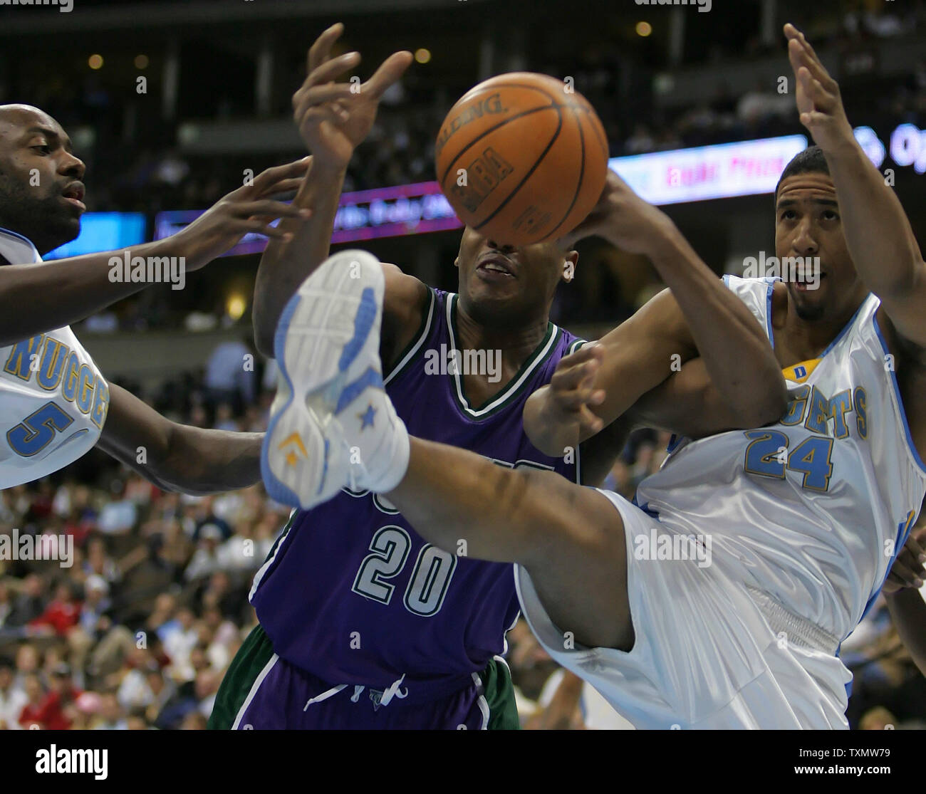 Andre miller denver nuggets in hires stock photography and images Alamy