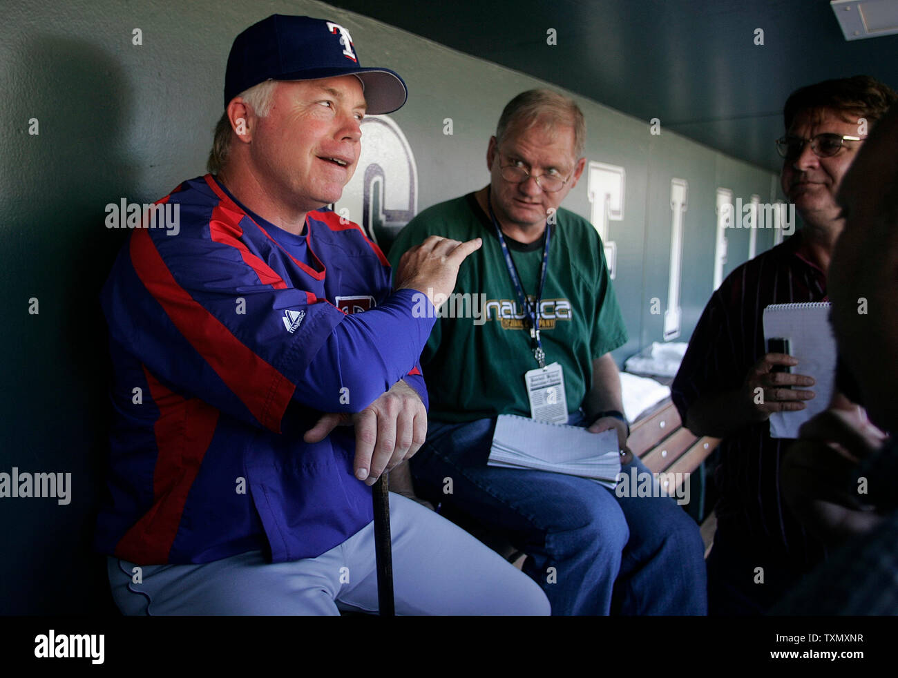 Texas rangers manager buck showalter hi-res stock photography and images -  Alamy