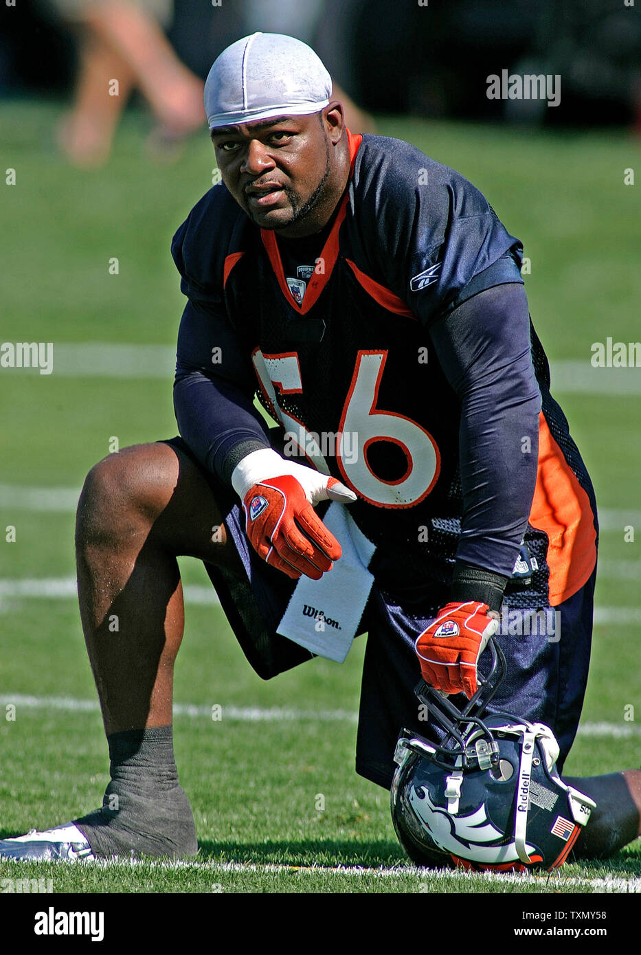 Denver Broncos linebacker, defensive leader, Al Wilson returns to the  Broncos defense as he rests between sets during first practice at Broncos  training camp in Englewood, Colorado July 28, 2006. (UPI Photo/Gary