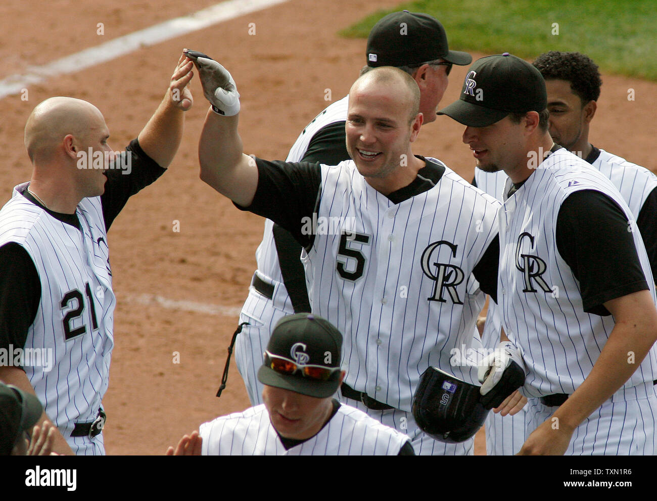 Colorado Rockies batter Matt Holliday bats against the New York Mets in the  first inning at Coors Field in Denver on July 3, 2007. Holliday was  selected to play for the National, image size:1300x991