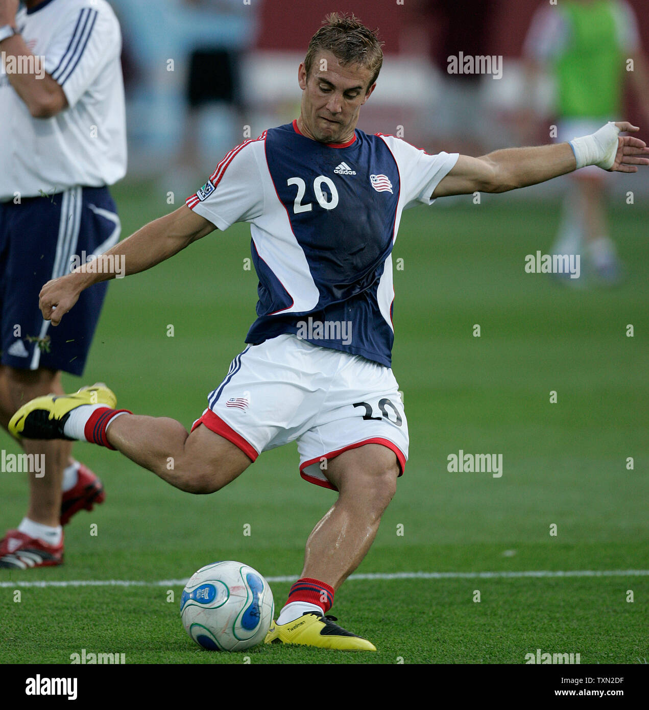 Taylor Twellman of the New England Revolution warms up before the MLS Cup  championship soccer match against the Houston Dynamo Stock Photo - Alamy