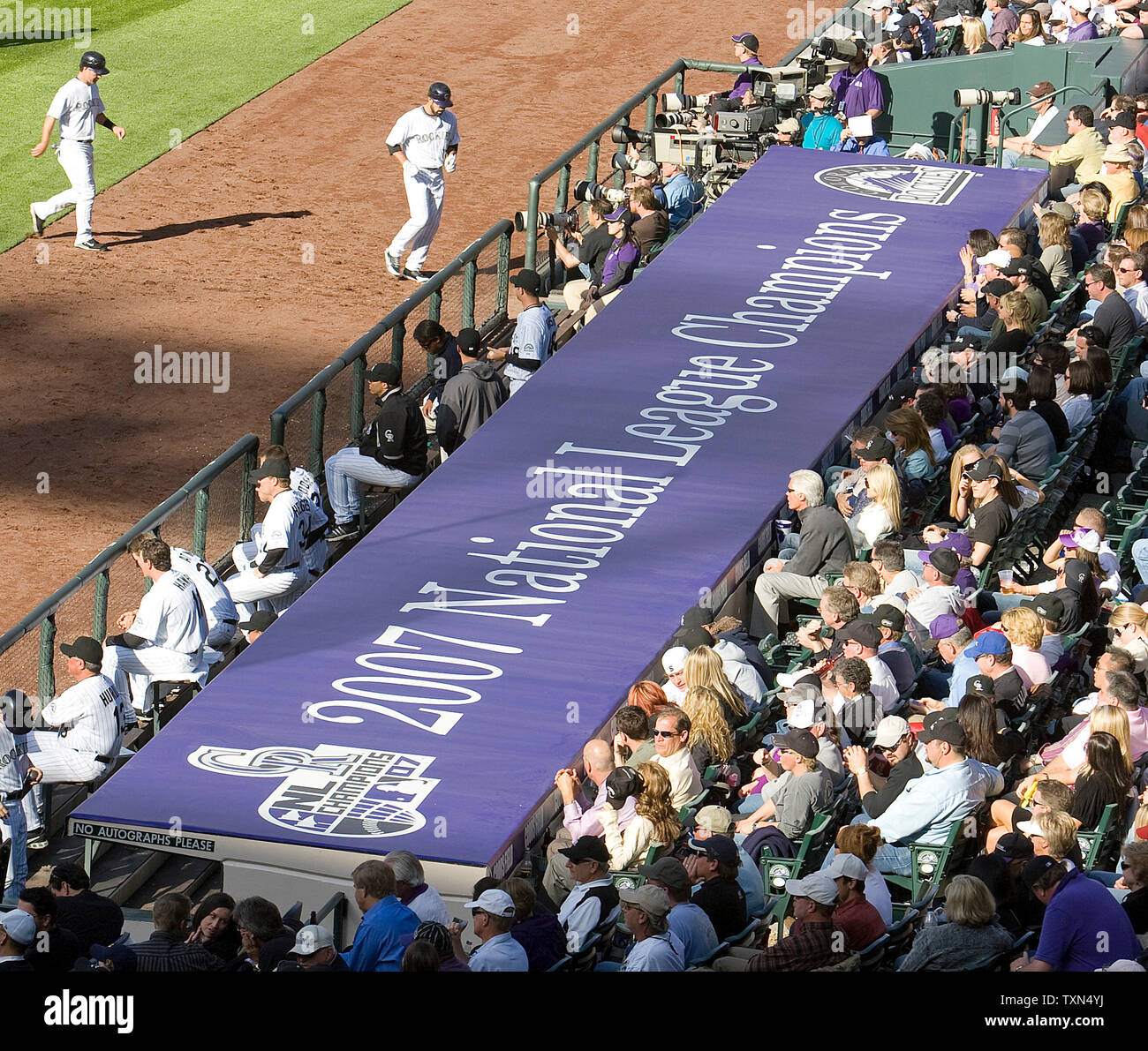 The Colorado Rockies pinch hitter Ryan Spilborghs returns to the