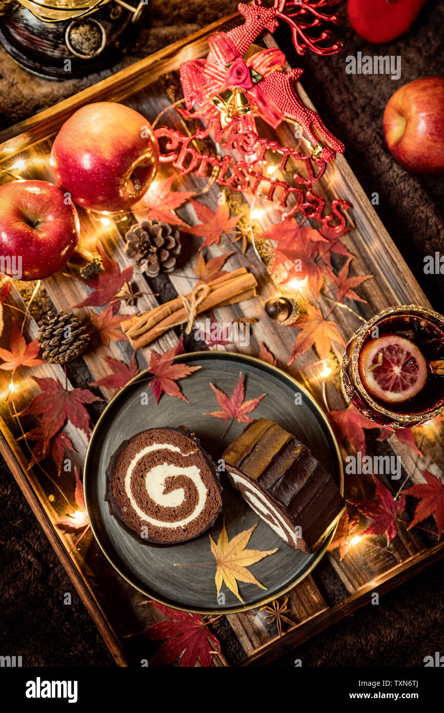 Christmas root cake Stock Photo Alamy