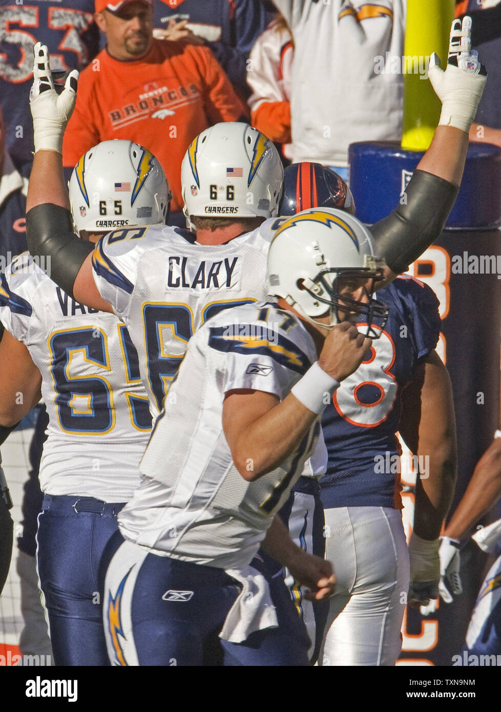 San Diego Chargers quarterback Philip Rivers celebrates throwing a touchdown pass against the Denver Broncos during the first half at Invesco Field at Mile High in Denver on November 22, 2009.  .    UPI/Gary C. Caskey... Stock Photo