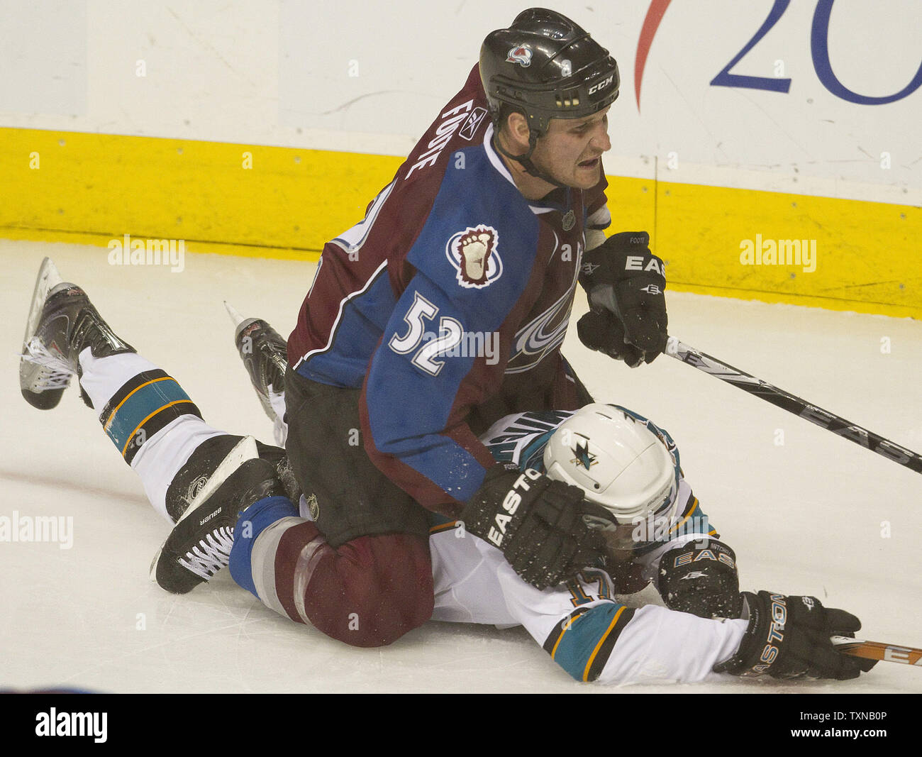 Avalanche retire Adam Foote's No. 52 at Pepsi Center – The Denver Post