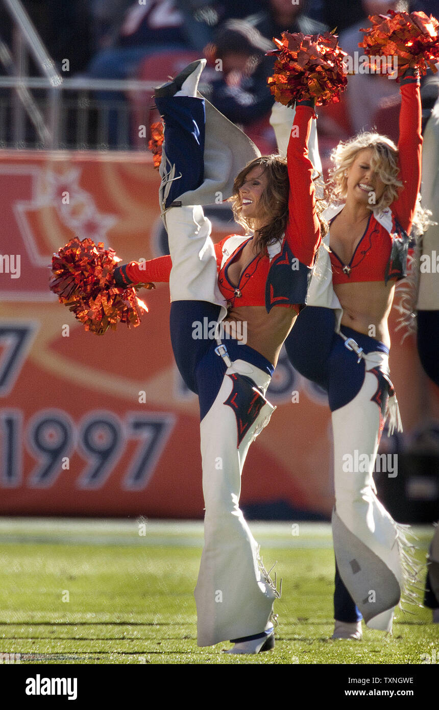 A Denver Broncos cheerleader performs at Sports Authority Field at Mile  High in Denver on August 20, 2011. UPI/Gary C. Caskey Stock Photo - Alamy