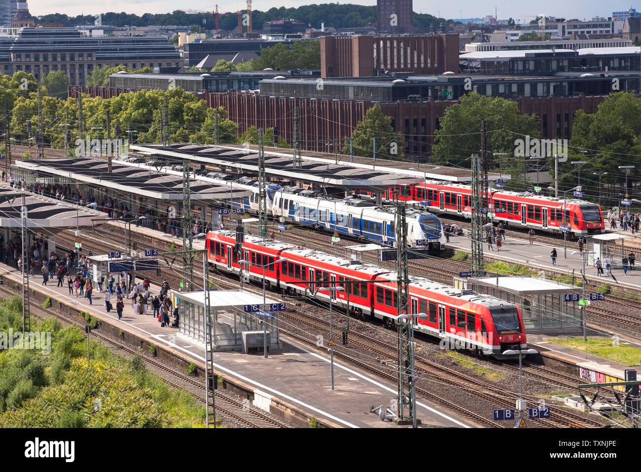 view to the railway station Deutz, Cologne, Germany.  Blick auf den Bahnhof Deutz, Koeln, Deutschland. Stock Photo