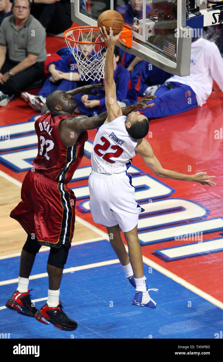 Detroit Pistons forward Tayshaun Prince (22) makes a basket as