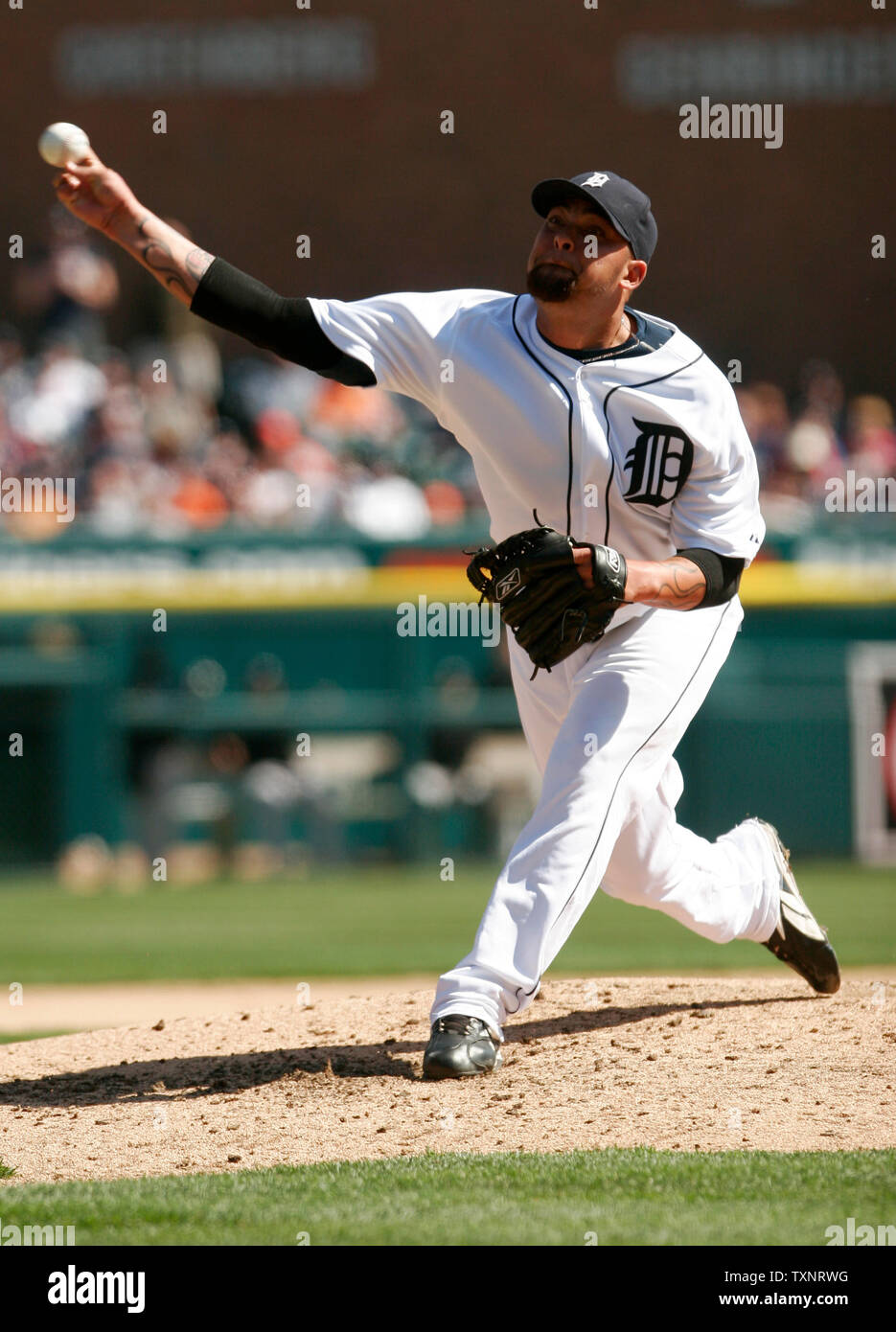 Detroit Tigers relief pitcher Joel Zumaya during a baseball spring training  workout Monday, Feb. 14, 2011, in Lakeland, Fla. (AP Photo/David J. Phillip  Stock Photo - Alamy