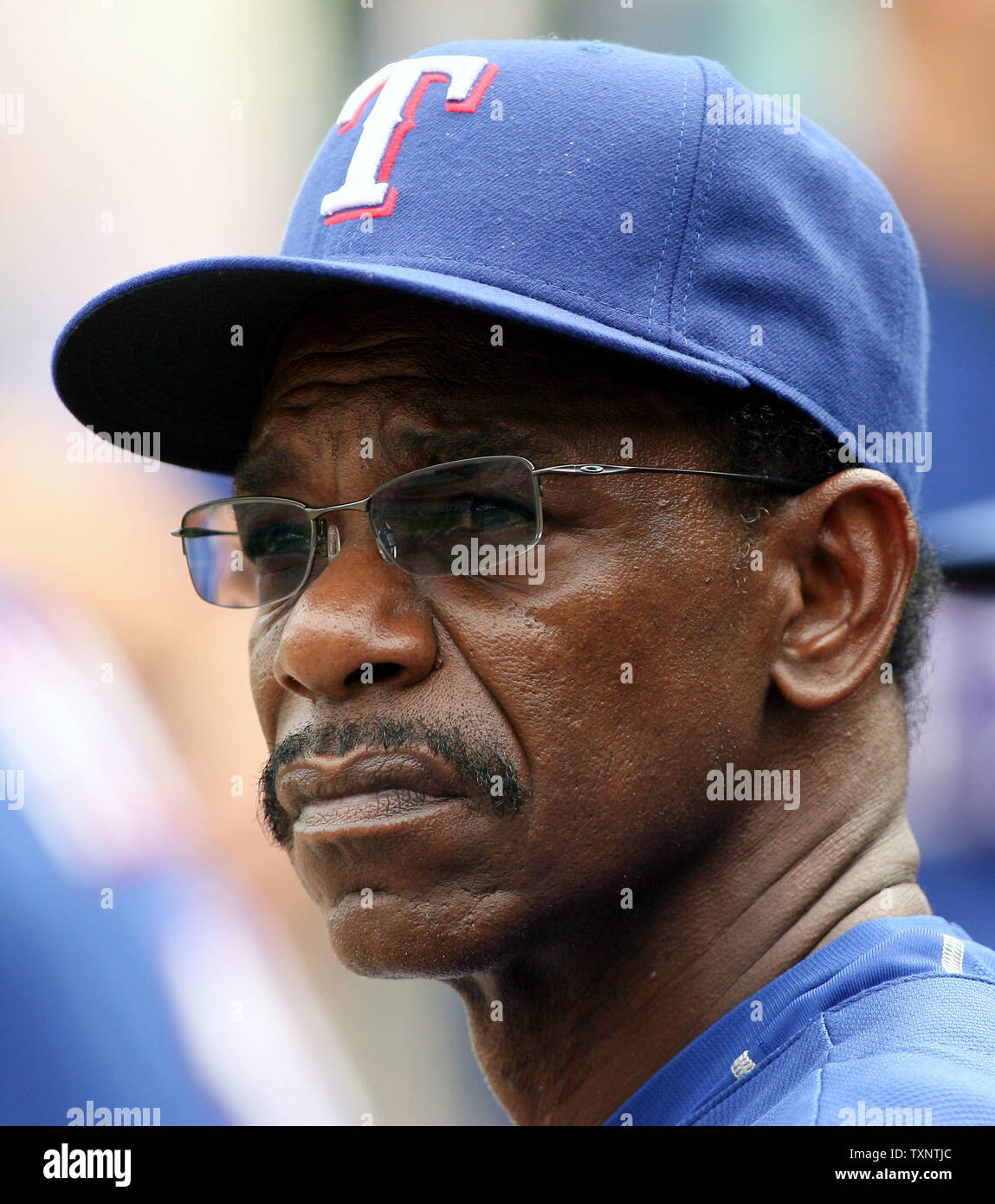 Texas Rangers Manager Ron Washington Gets Two-Year Contract