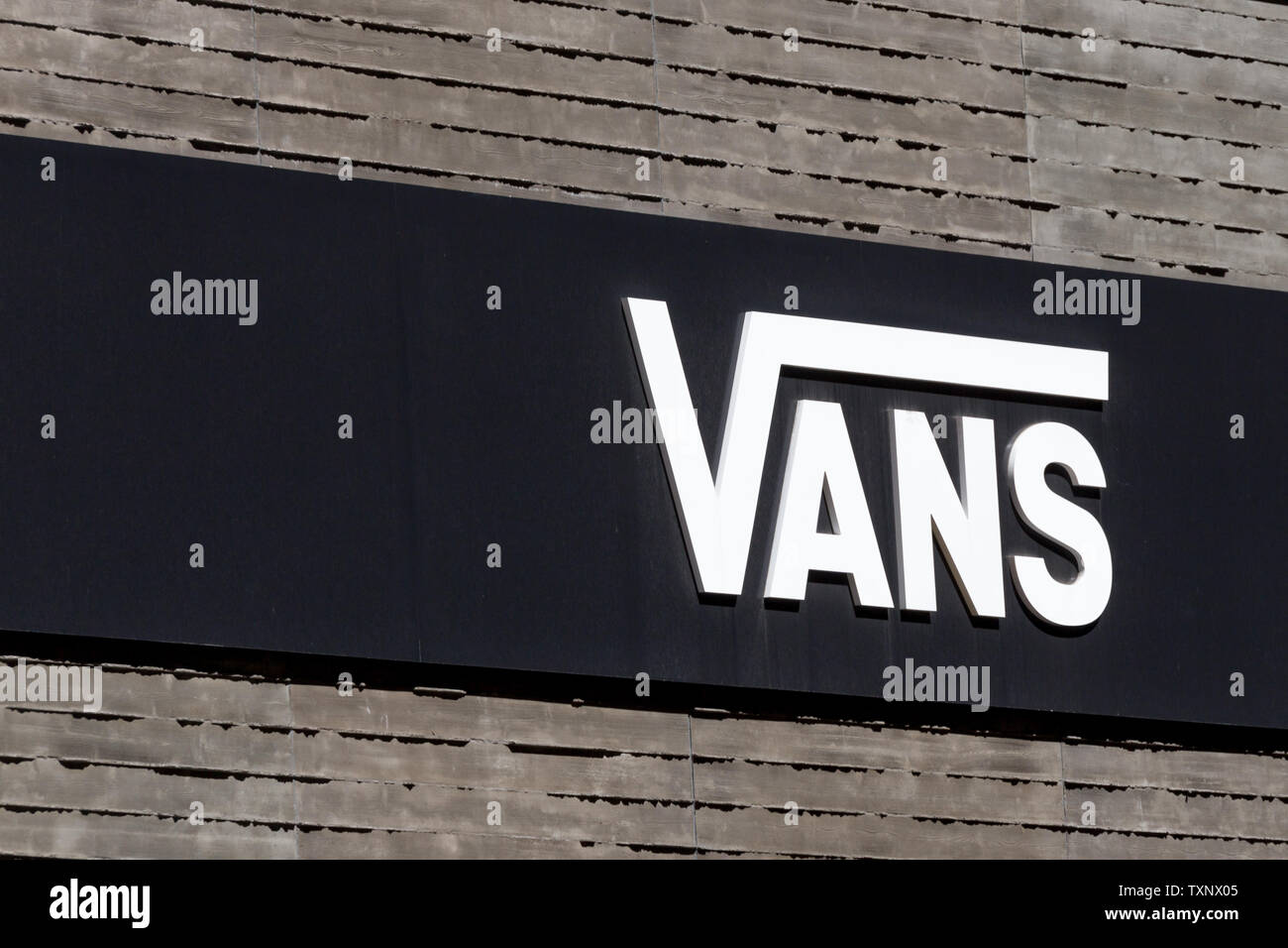 Merignac, France - June 5, 2017: Vans logo on a wall. Vans is an American  manufacturer of shoes, based in Cypress, California, owned by VF  Corporation Stock Photo - Alamy