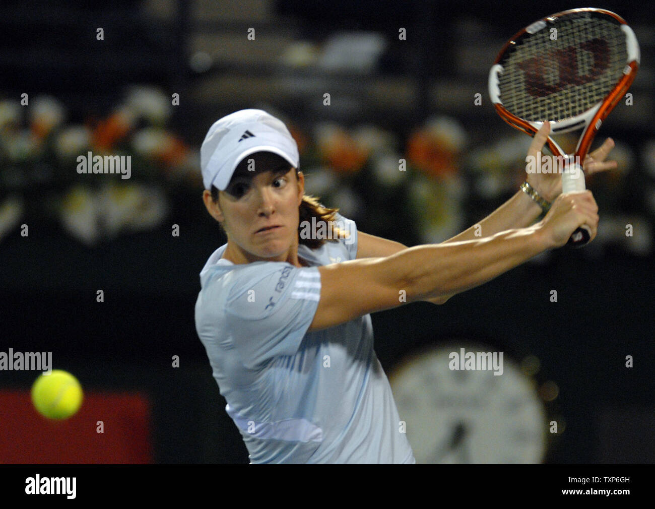 2,126 Dubai Tennis Tournament Day One Stock Photos, High-Res