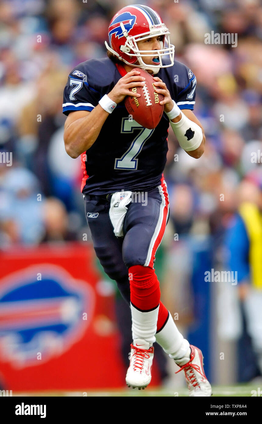 Buffalo bills quarterback jp losman hi-res stock photography and images -  Alamy