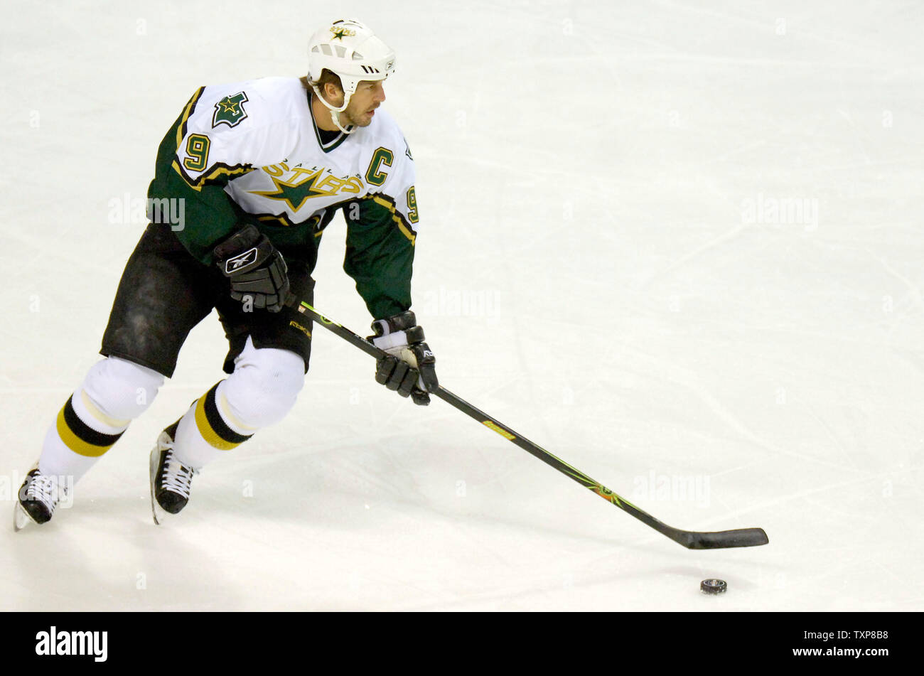 2,876 Mike Modano Usa Stock Photos, High-Res Pictures, and Images - Getty  Images