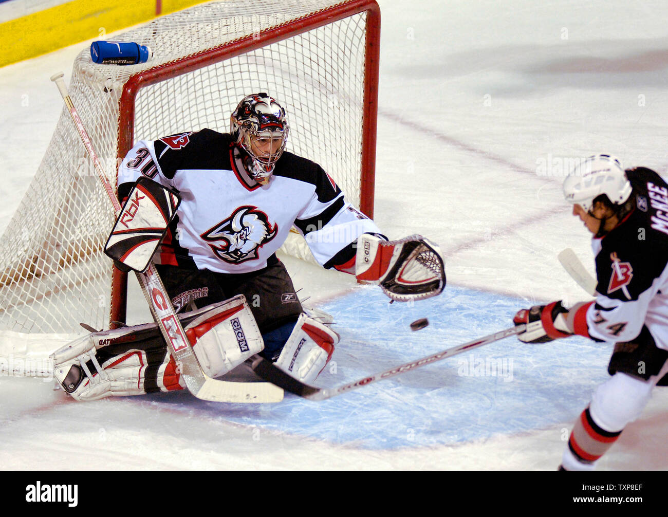 Sabres goalie Ryan Miller dynamic in shootout win against Capitals -  Buffalo Hockey Beat