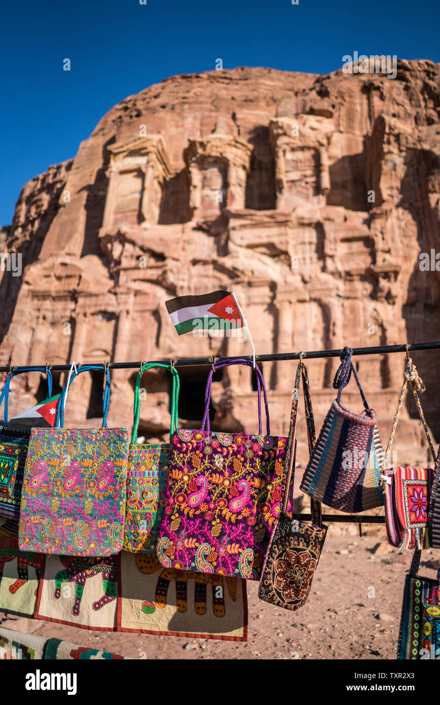 Souvenir shop in the Petra, Jordan Stock Photo - Alamy