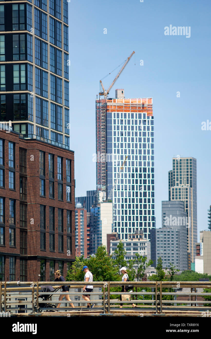 Development in Downtown Brooklyn in New York seen from the Gowanus neighborhood on Sunday, June 23, 2019. Because of increased development in the area, notably hi-rise luxury apartment buildings, chain stores and high-end retailers are moving in. (© Richard B. Levine) Stock Photo