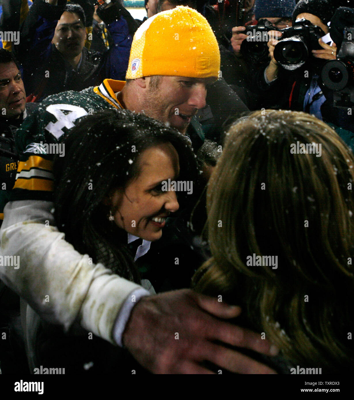 Brett favre and wife hires stock photography and images Alamy