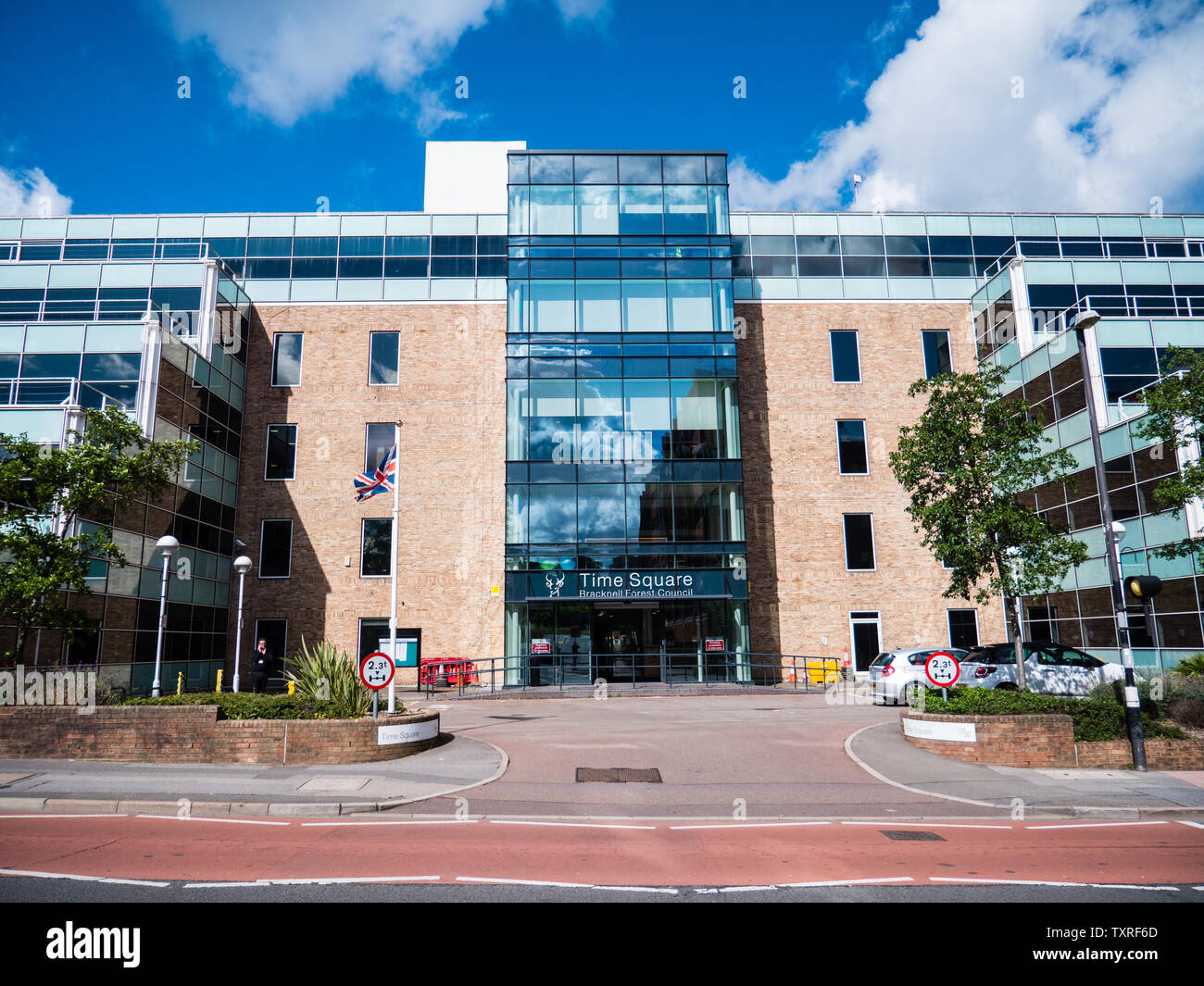 Bracknell forest council hires stock photography and images Alamy