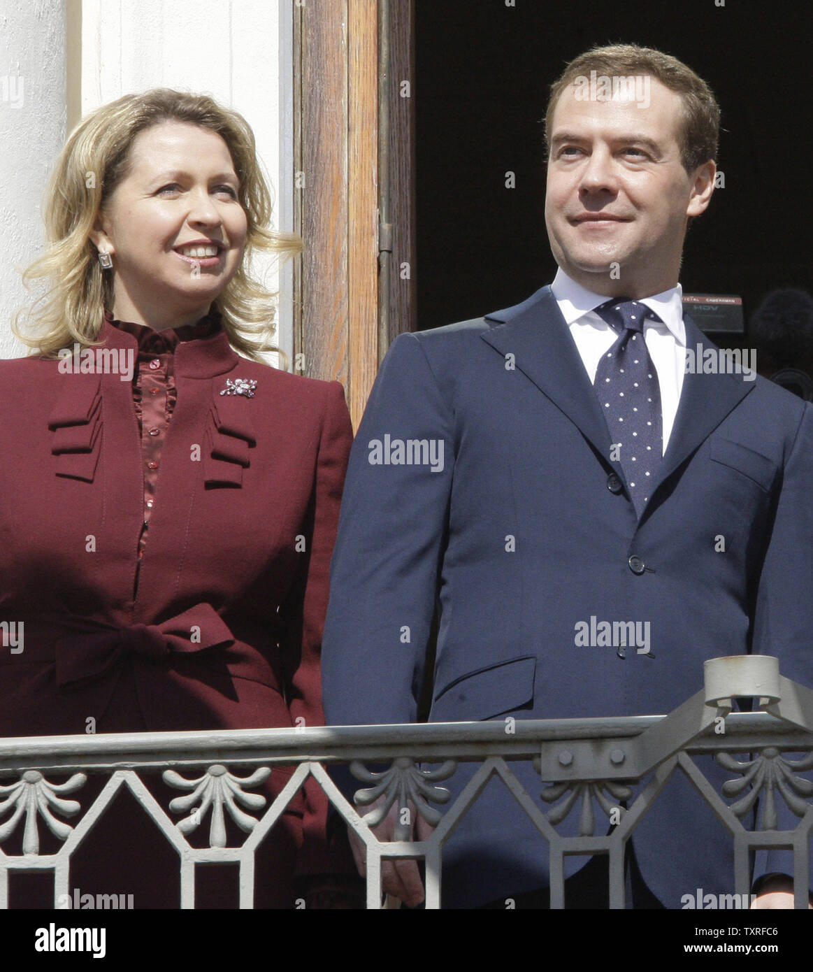 Russian President Dmitry Medvedev With His Wife Svetlana Stands On A Balcony Of The Presidential Palace In Helsinki On April 20 2009 At The First Days Of His Two Day State Visit To
