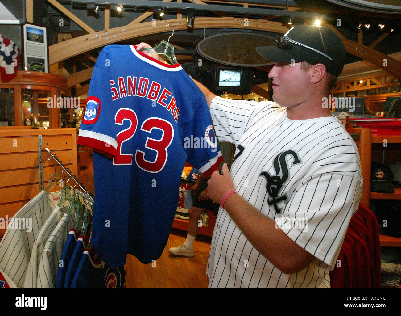 Die hard Chicago White Sox fan Jon Lidstrom from Chicago checks