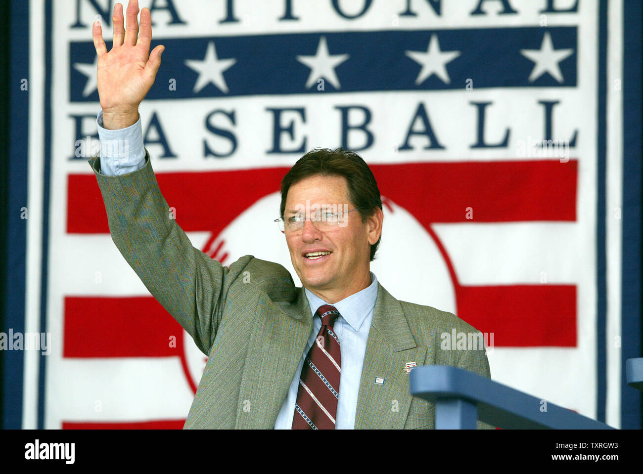 Carlton fisk hi-res stock photography and images - Alamy