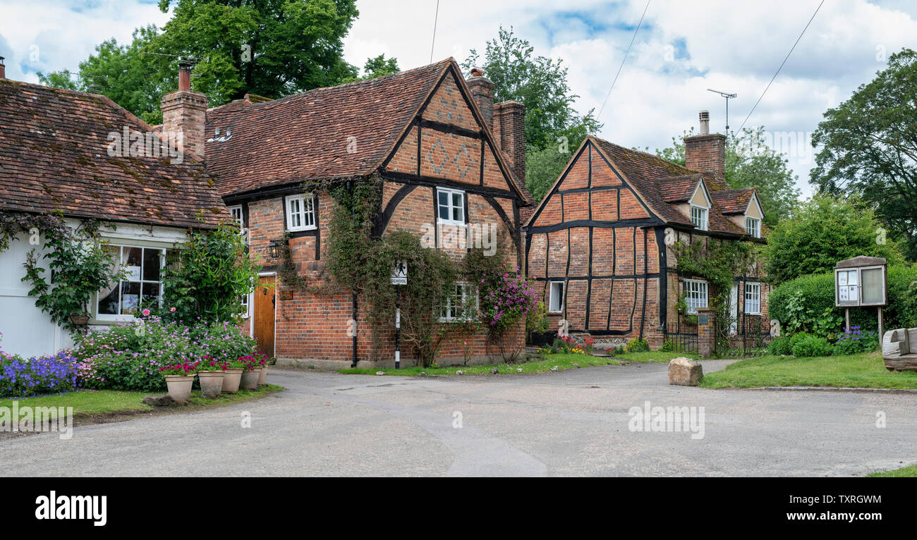 English village in the chilterns hires stock photography and images