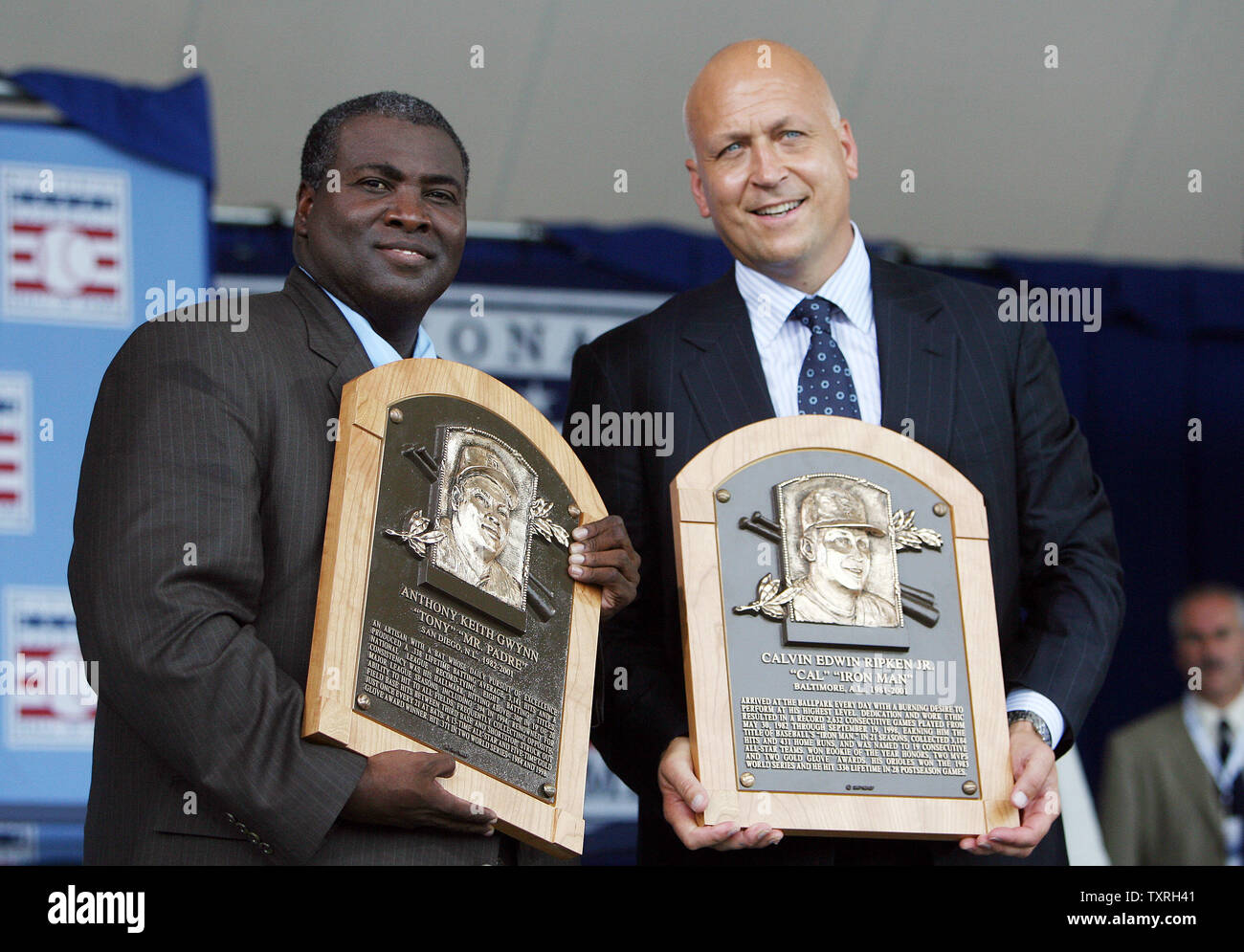 Ripken and Gwynn Enter Hall of Fame - The New York Times