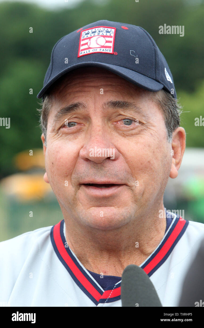 Johnny Bench delivers his induction speech at the National Baseball Hall of  Fame 7-23-1989  July 23, 1989: Johnny Bench is enshrined in the National  Baseball Hall of Fame. He spent his