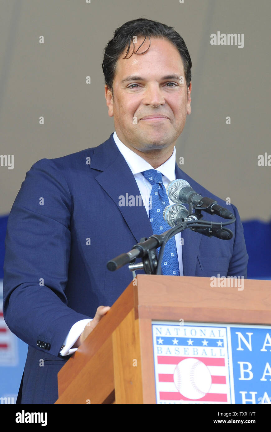 Memorial plaque for Mike Piazza in the Hall of Fame Gallery, National  Baseball Hall of Fame & Museum, Cooperstown, NY, USA Stock Photo - Alamy