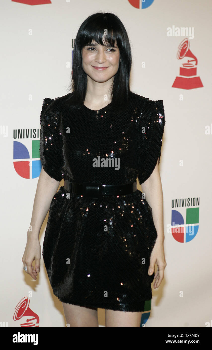 Julieta venegas hi-res stock photography and images - Alamy