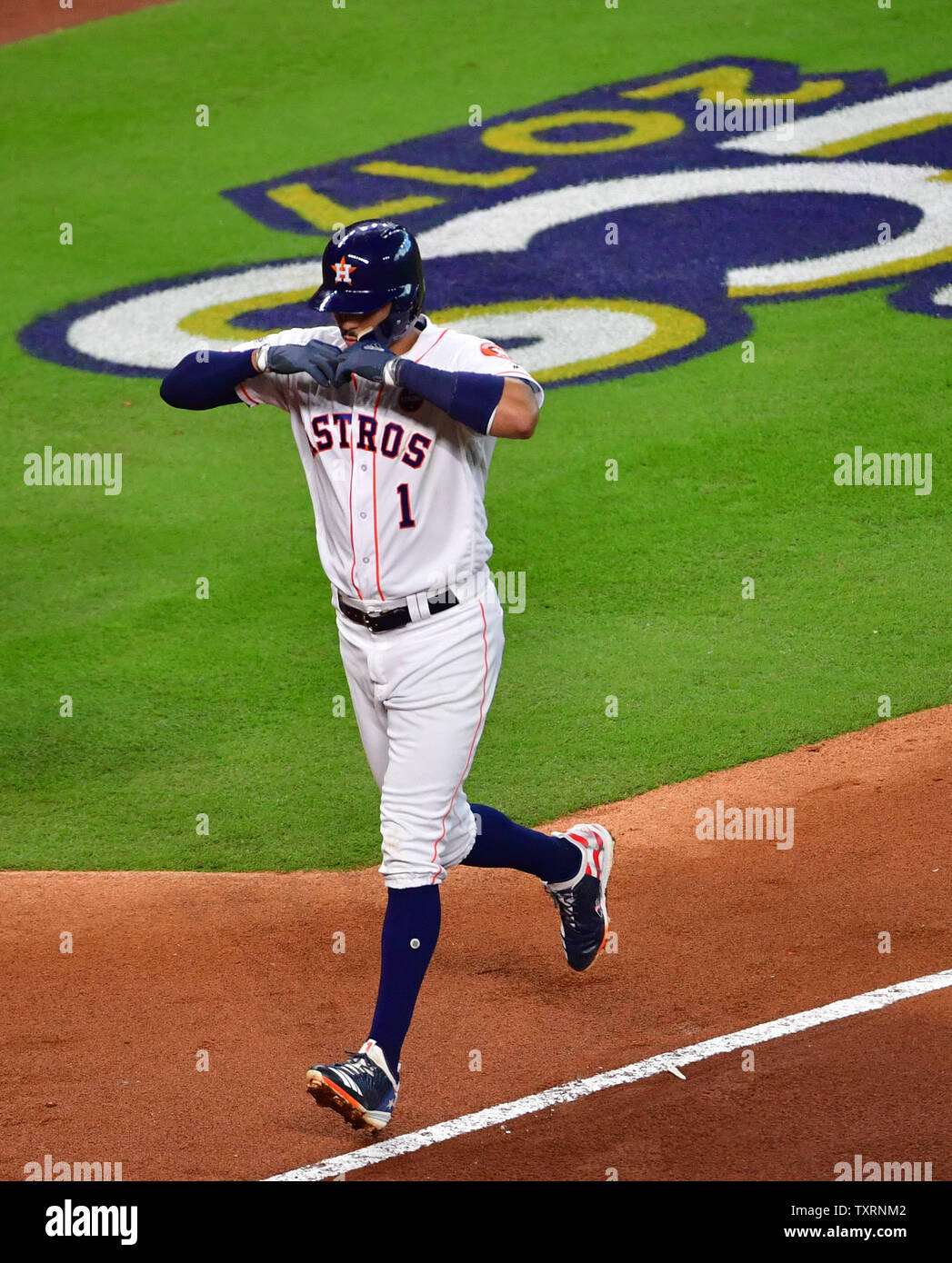 Carlos correa hi-res stock photography and images - Alamy