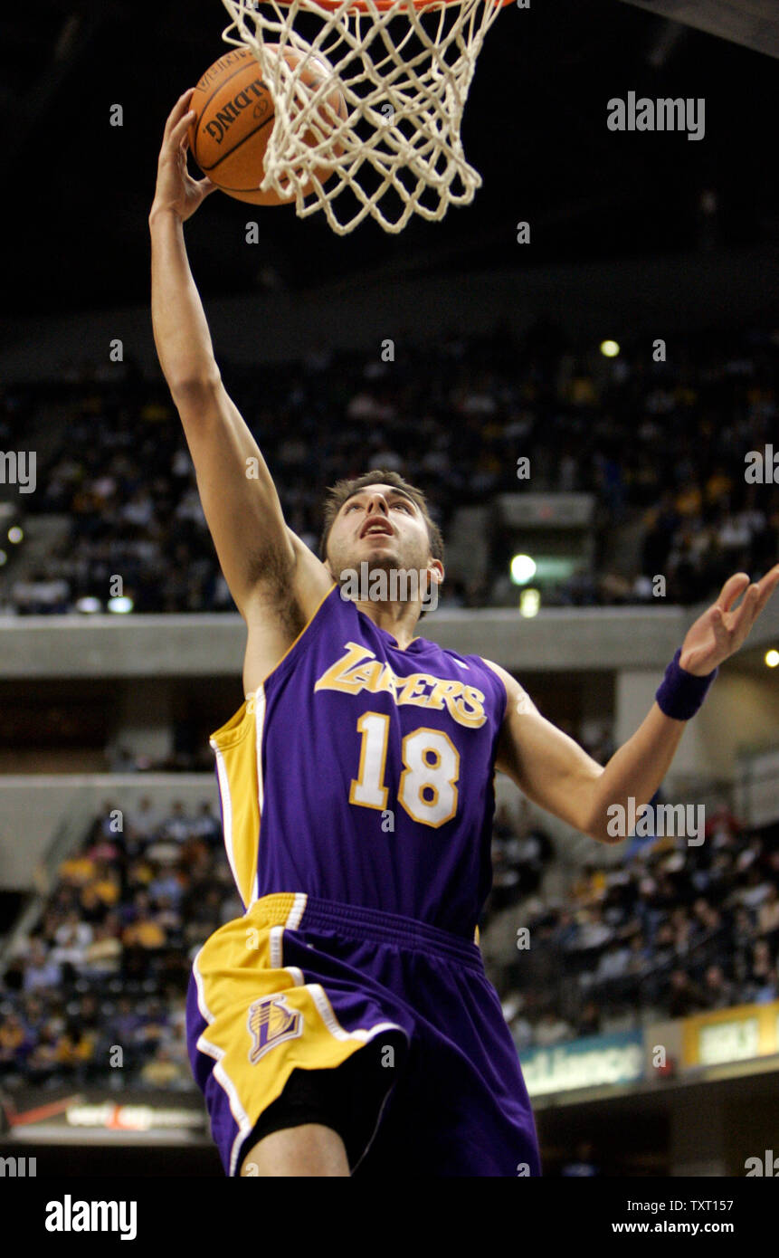 Los Angeles Lakers guard Sasha Vujacic (18), from Slovenia, goes up for a basket against the Indiana Pacers at Conseco Fieldhouse in Indianapolis February 2, 2007. (UPI Photo/Mark Cowan) Stock Photo