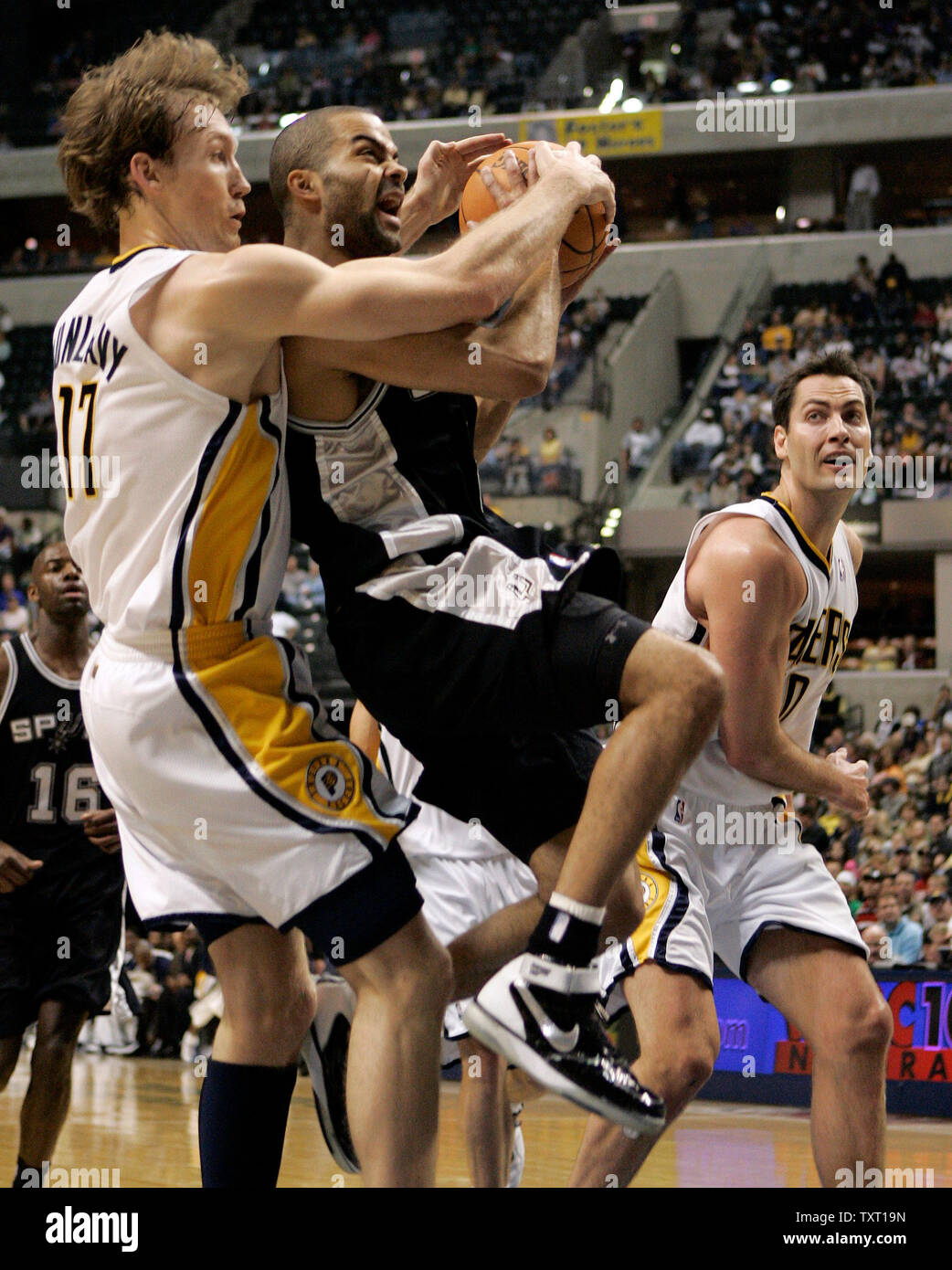 Tony parker c hi-res stock photography and images - Alamy