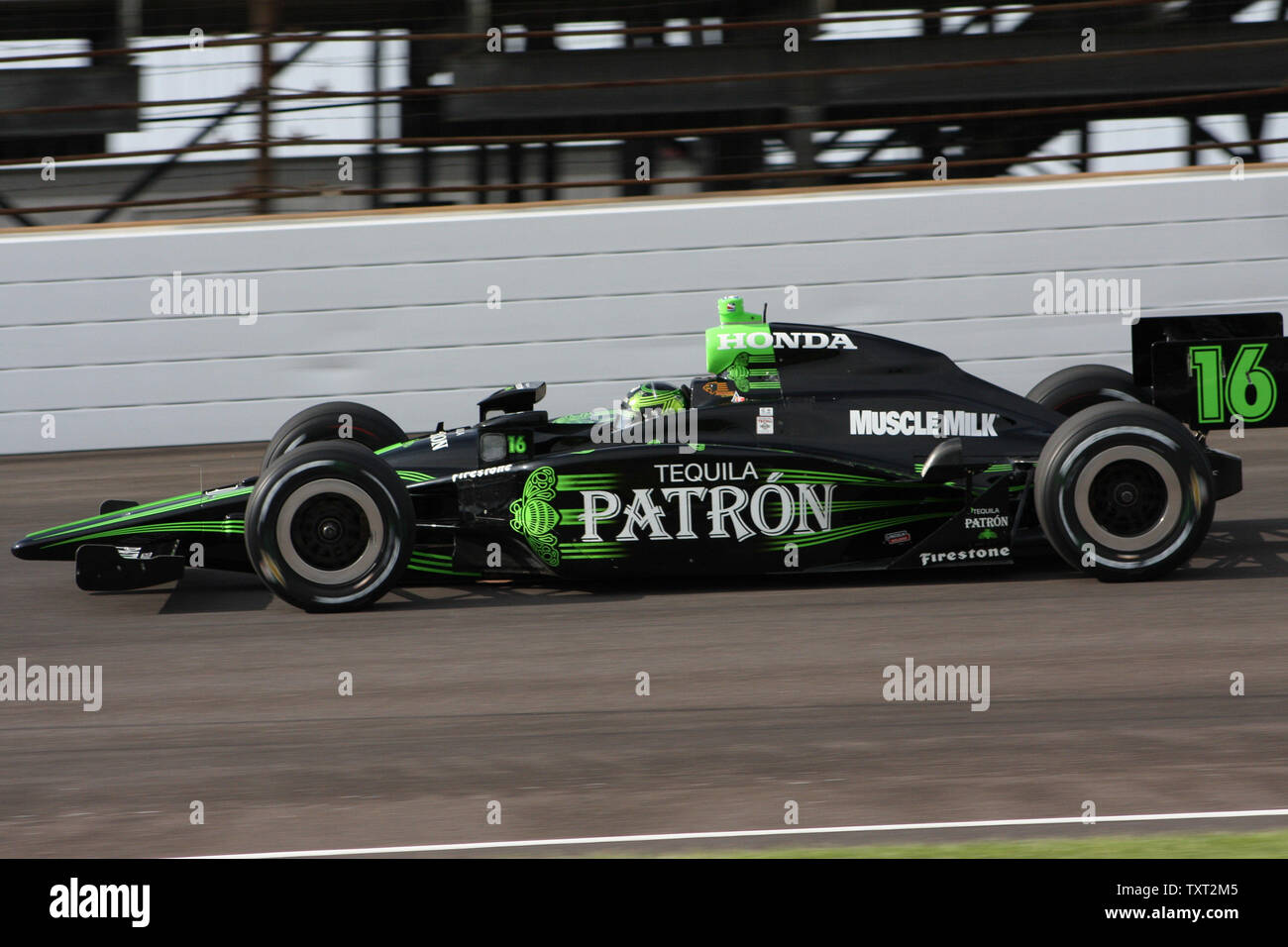 Scott Sharp races through the north short chute to capture a position for the second time after being bumped earlier in the day in the day on May 10, 2009 at the Indianapolis Motor Speedway in Indianapolis, Indiana. (UPI Photo/Bill Coons) Stock Photo