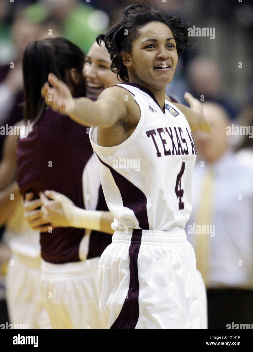 Sydney Carter coaches at A&M