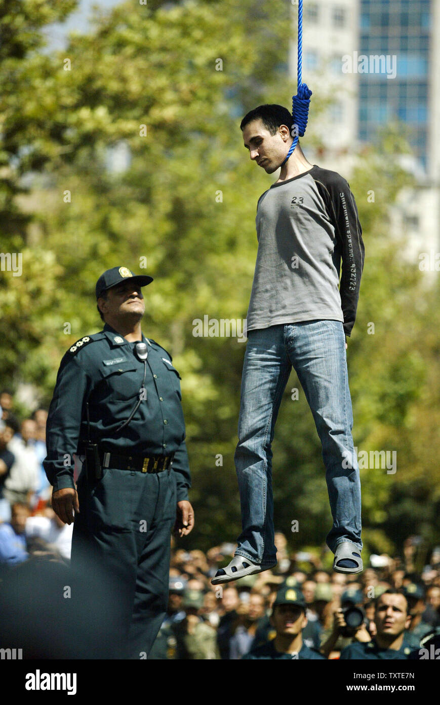 Two hanged men hi-res stock photography and images - Alamy