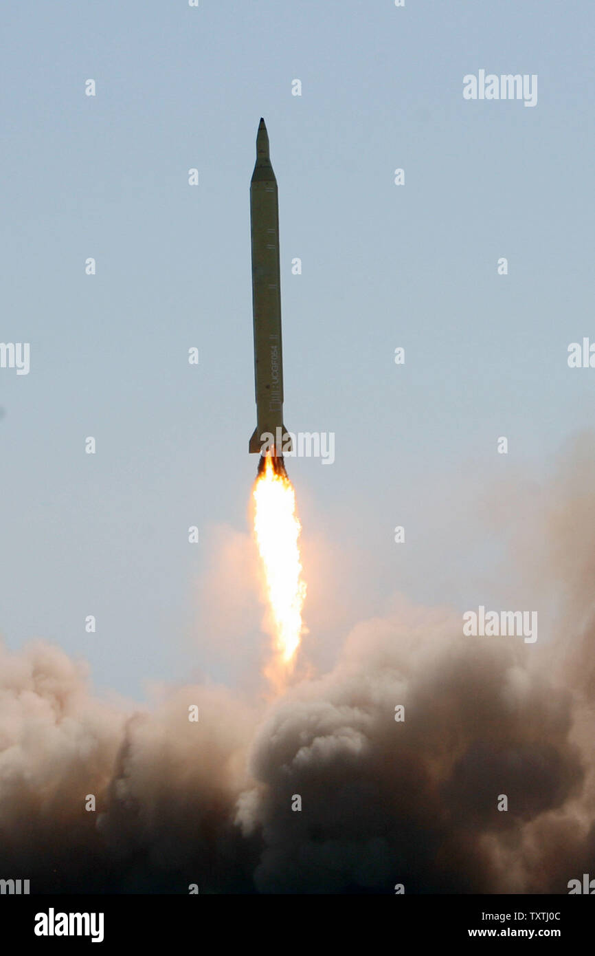 A long range Shahab-3 is launched during a test in Iran on September 28,2009.  The new version of Shahab-3 has a range of 1,300 to 2,000 Kilometers.     UPI/Ali Shaygan/Fars News Agency Stock Photo