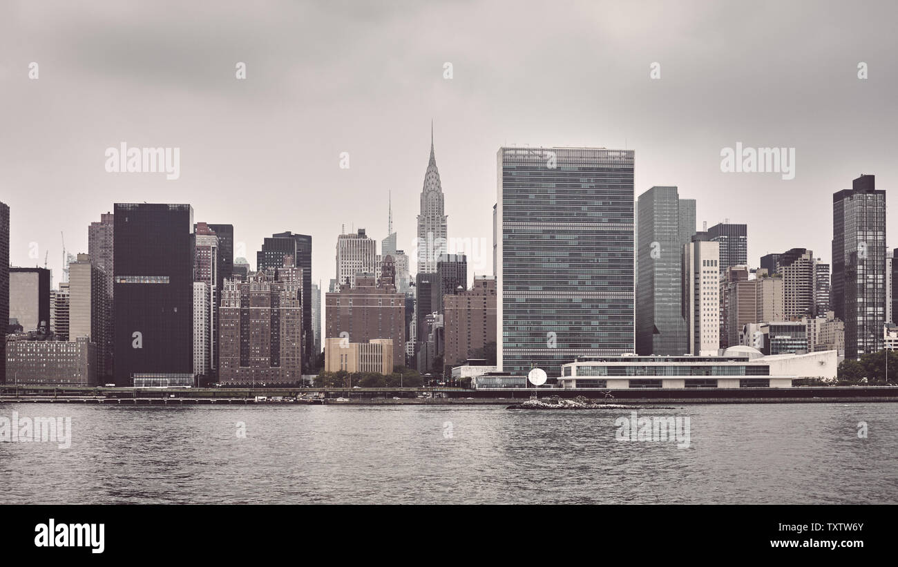 View new york city skyline hi-res stock photography and images - Alamy