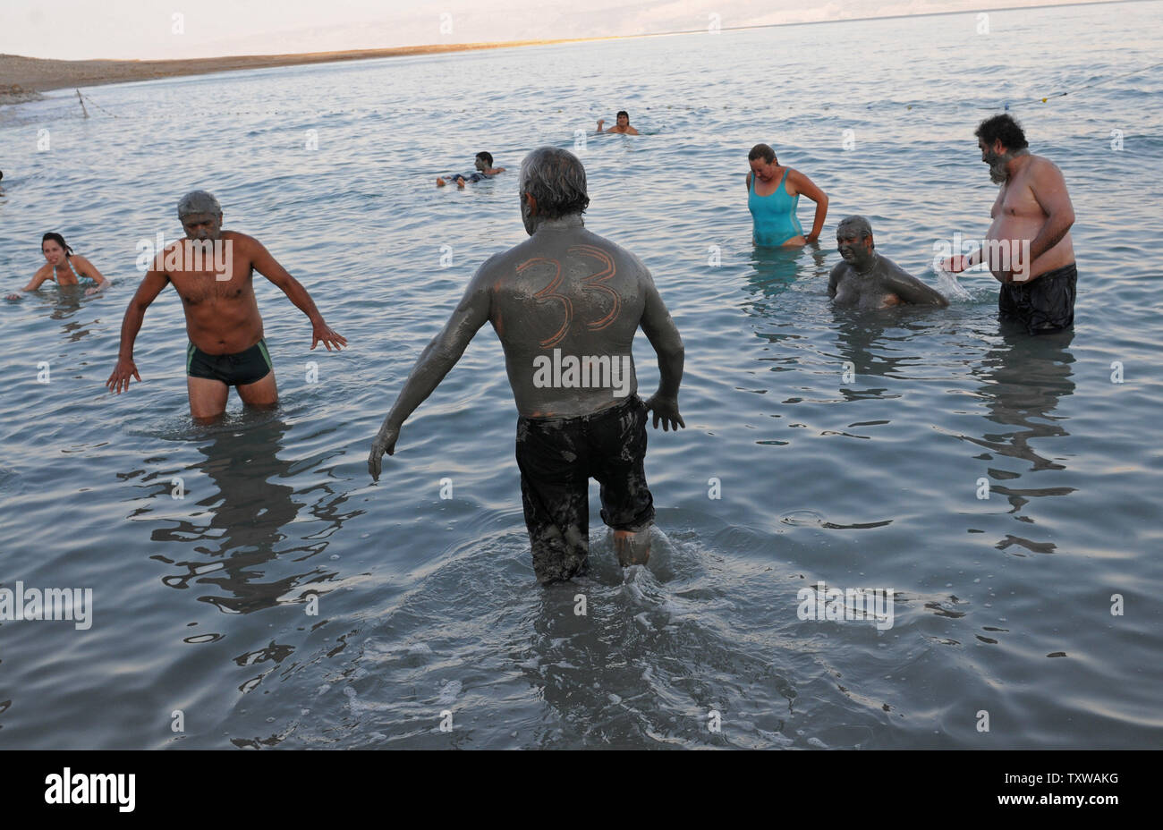 Download A Mud From The Dead Sea High Resolution Stock Photography And Images Alamy Yellowimages Mockups