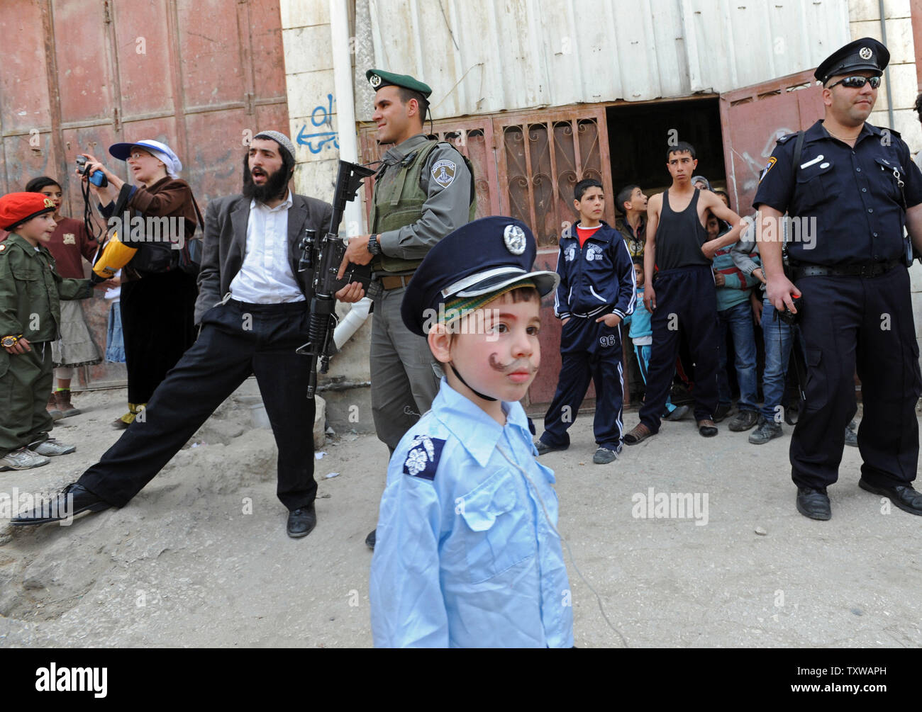 Jewish Block Jewish block march hi-res stock photography and images - Alamy