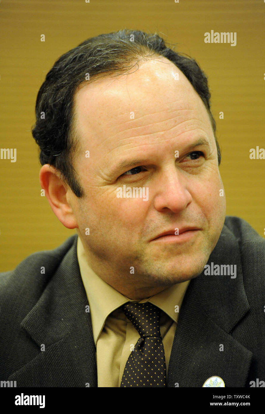 American actor Jason Alexander participates in a debate  in the Israeli Knesset, the Parliament, in Jerusalem, promoting a two-state solution to the Israeli and Palestinian conflict, October 24, 2011.  Alexander, most famous for his role as George Costanza in the hit sitcom Seinfield, is in Israel with the 'One Voice' campaign and will meet with Israeli and Palestinian politicians. UPI/Debbie Hill Stock Photo