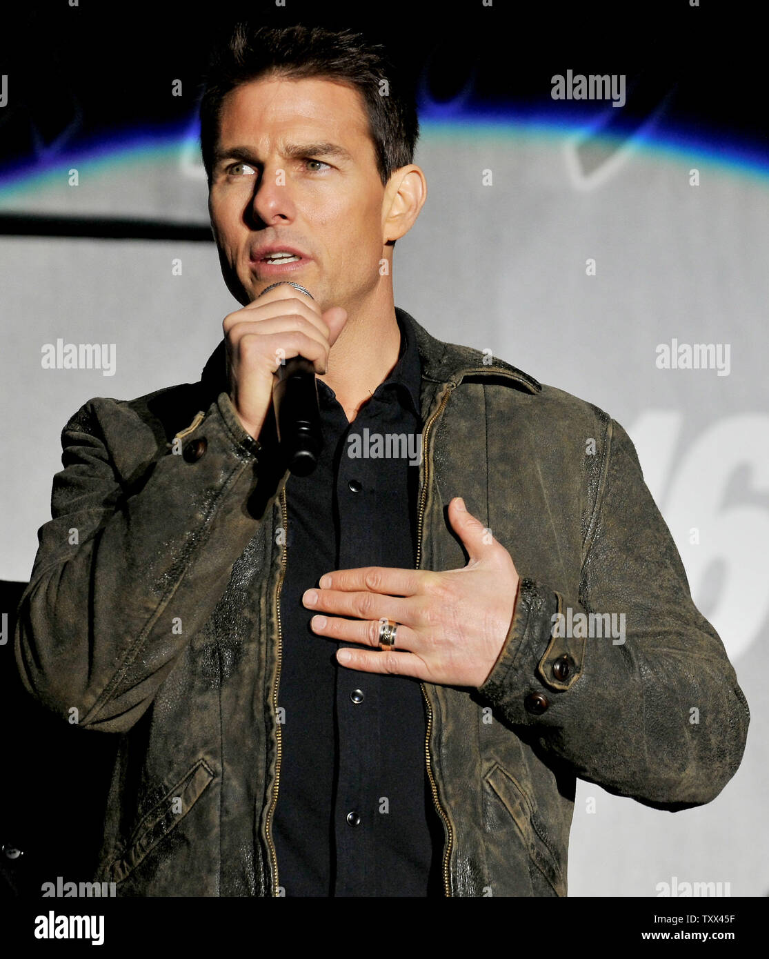 Actor Tom Cruise attends the Japan premiere for the film 'Mission:Impossible - Ghost Protocol' in Tokyo, Japan, on December 1, 2011. Tom stayed in Japan for 24 hours.     UPI/Keizo Mori Stock Photo