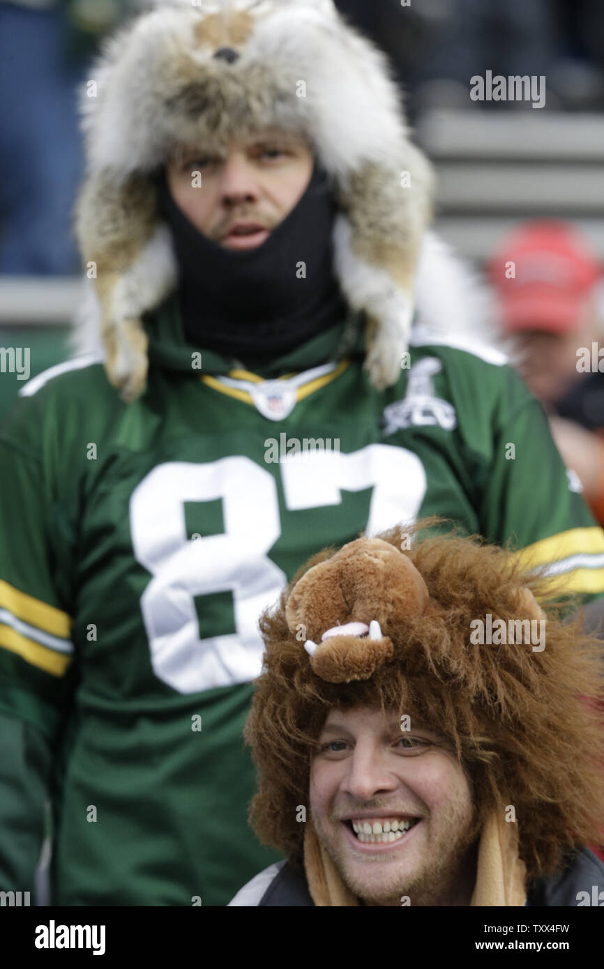 Fans look on at Lambeau Field before the Detroit Lions and Green Bay