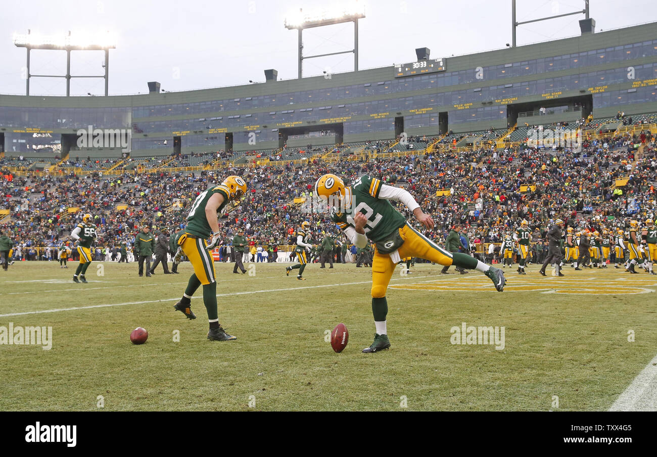 Photo: Green Bay Packers Jordy Nelson is brought down by Detroit Lions  Aaron Berry in Detroit - DET20111124302 