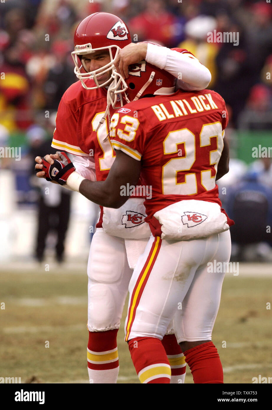 Kansas City Chiefs quarterback Trent Green (L) and running back Derrick  Blaylock celebrated after Blaylock scored a touchdown on a 63-yard play in  second-quarter action Sunday, December 14, 2003 at Arrowhead Stadium