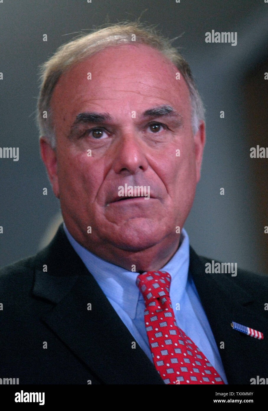 Pennsylvania Governor Ed Rendell speaks about the Nickel Mines School House shooting and Charles Roberts IV, the gunman who barricaded himself in the school killing several Amish girls 'execution style' before turning the gun on himself, at a press conference in Nickel Mines, Pennsylvania on October 3, 2006. (UPI Photo/Kevin Dietsch) Stock Photo