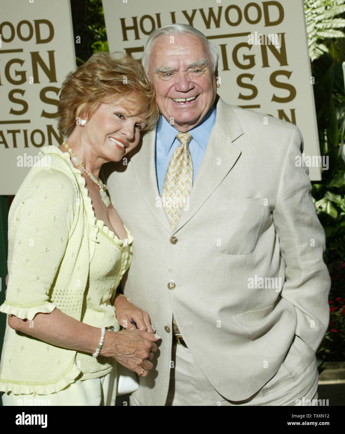 Tova borgnine hi-res stock photography and images - Alamy