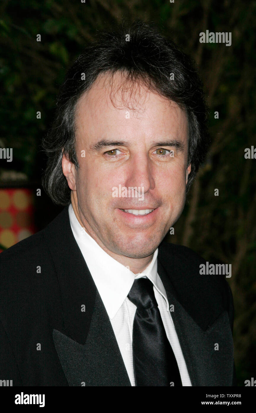 Actor Kevin Nealon arrives at the 19th Annual American Cinematheque Award honoring actor Steve Martin in Beverly Hills, CA on November 12, 2004. Stock Photo